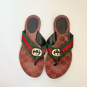 Gucci Brown leather Kika Web thongs sandals Interlocking GG EU 39